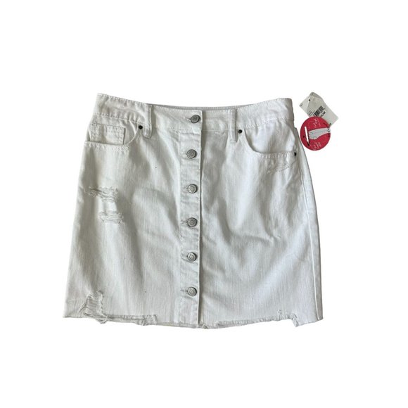 YMI Dresses & Skirts - YMI Dream White Denim Skirt Size Medium NEW